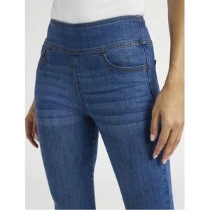 Sofia by Sofia Vergara Blue Flare Jeans